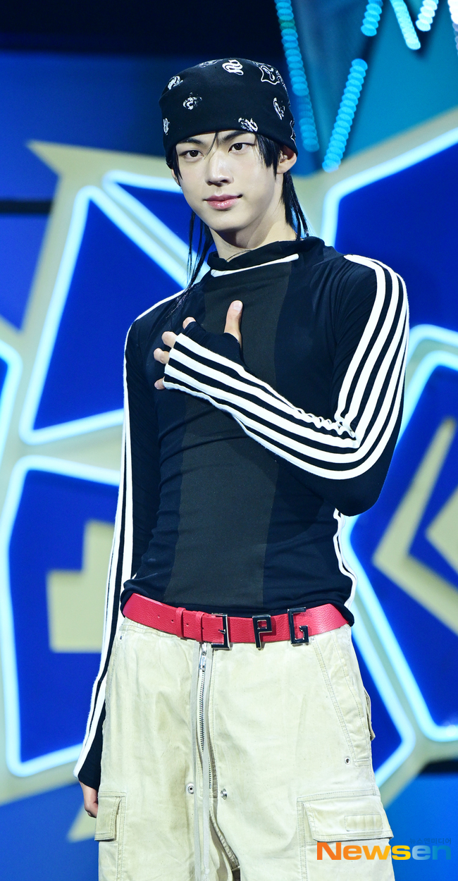 3fb8c32fffd711ab6fb8d38a46dc1b3802bea1e68cebdad449bc8fc16b8b7c76aeee39f66d2d52b286b5354eb40a4af27f301cc924879ca4f9258d19a84e8eaa1938