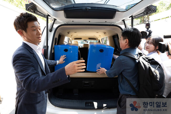 0490f719b5806ef520b5c6b011f11a39cd9b4374c8712fc147