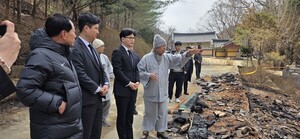 viewimage.php?id=29afd12be4ed36a379ec&no=24b0d769e1d32ca73fe885fa11d028316826d250223c2b2503825605dc764527fa3eba89b6afa20e89a45f73b5fb97eebf44a5c801b6ad31ae5b7b404605b0f547c6c93e3a907c9a30b09c3a51608a1fd4d7