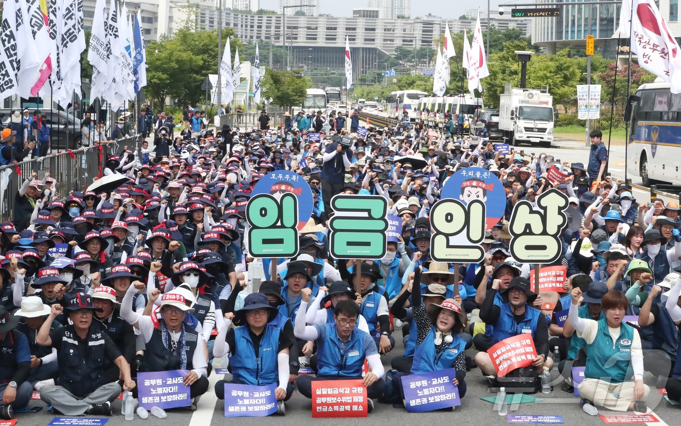 1ebec223e0dc2bae61abe9e74683706d23a14583d2d3cfb6b2c3c4004609939b19abead34edbe40129ff2bb6e8643844