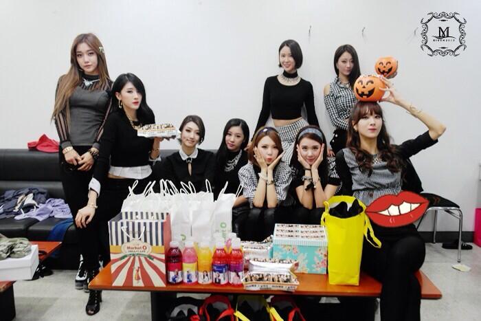 BW7p0iWCYAAciR-.jpg:large