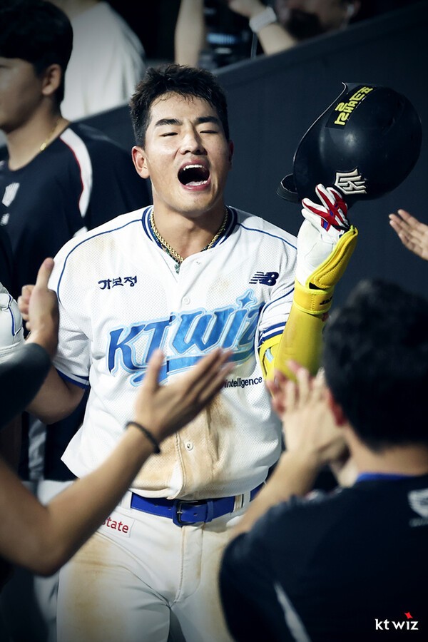 1ebec223e0dc2bae61abe9e74683716d9dd626a0be0d99f0fc56d4bd9ed564b207f3627a7eaf023aee5a0e63af0029fb