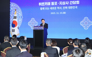 1ebec223e0dc2bae61abe9e74683716c1bb5877958f539cead2ff1c438d82732a406751274738d3614caa34c2769c82a32