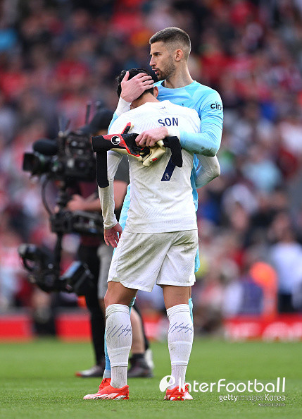 7ced8076b4806af73eef98bf06d60403ccfe65cd71a119135dc5