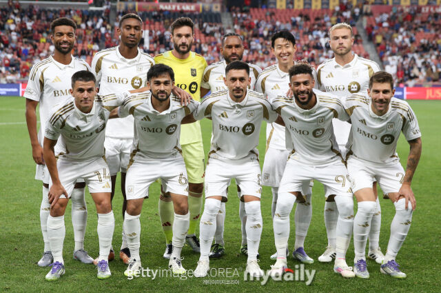 7ced8076b48468f537e898bf06d60403663af0dfa4526a0c6889