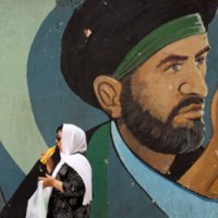 이란, '  data-nummark=