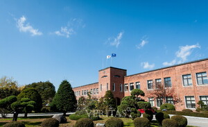 78e98674bc8607f23be685e14eee71683353c7268c32c9353bd5d5a3f47b2f3e247b