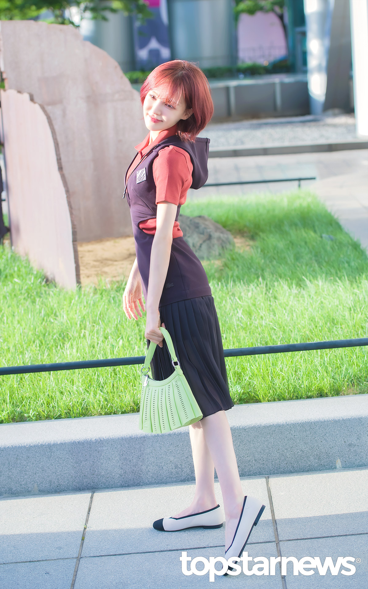 7ce88772b68069f751ee80e04787726cec0abfea7d98b1efdfff2a52d73fd2c69bd0dc8fc2