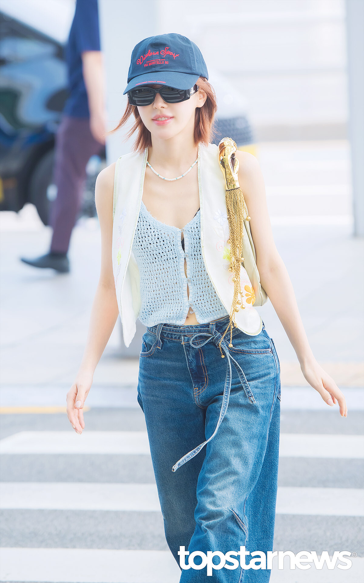 7fed8273b58a68fe51ee84e64e82737310ad896769724d412e4dee7777e1b9