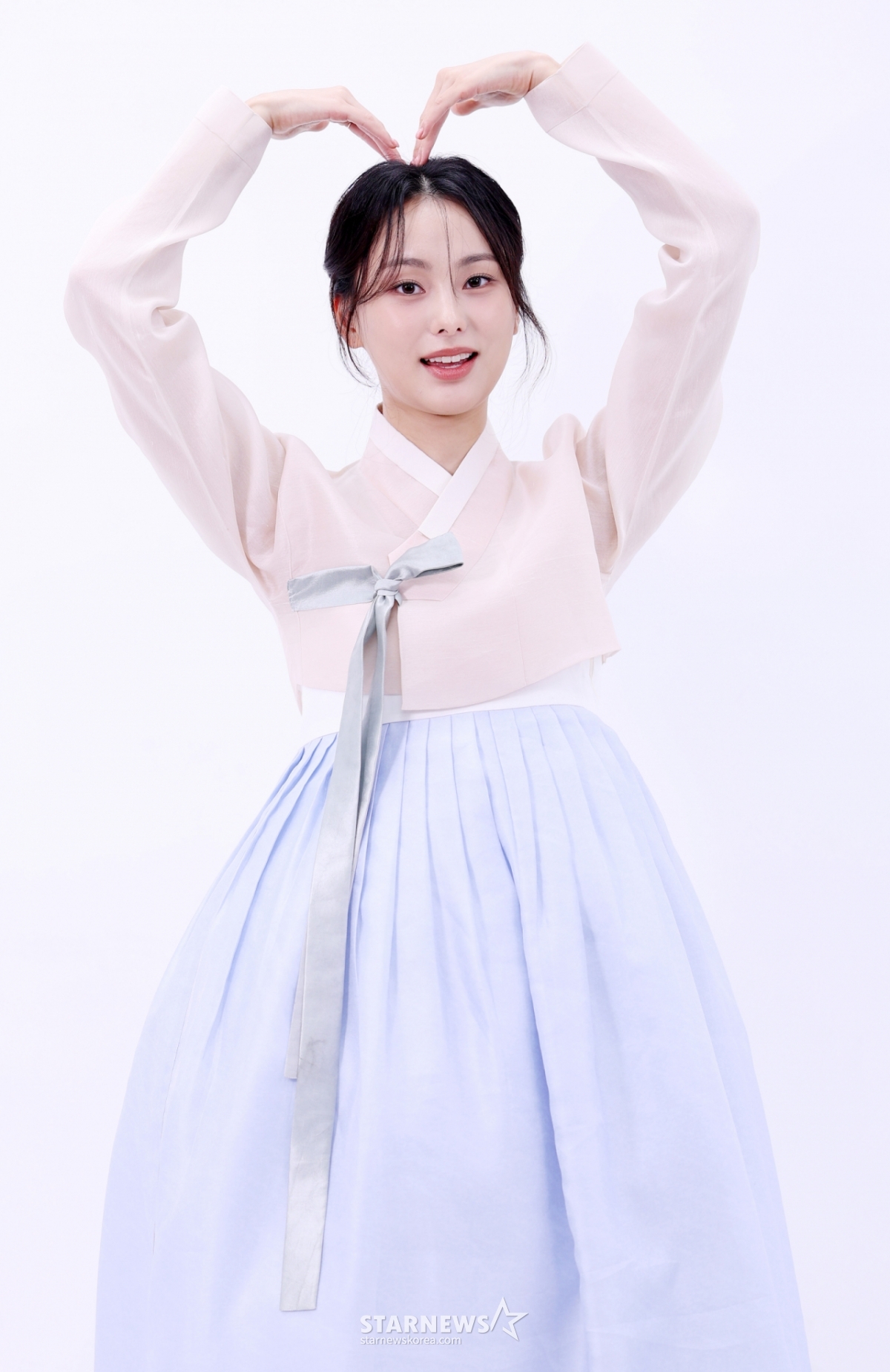 1ebec223e0dc2bae61abe9e74683716c1ab7877958f63fcaaa2bf1d431c73b2a77fd6cea66b7e4b7d7a6399a949e2455ef56e04e3a324036d791