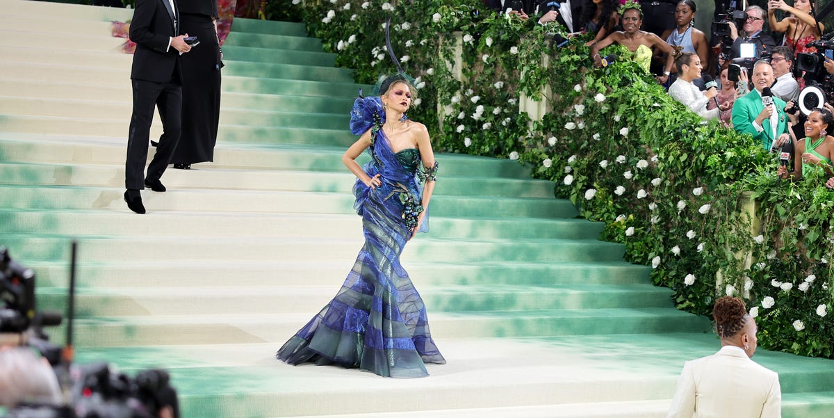 7ee9f676b3f66cf6239d83e3349c7019f9f01659e39d678d716c7547facdc03d2d9602bfb42bb602b327018069064465632a3b28