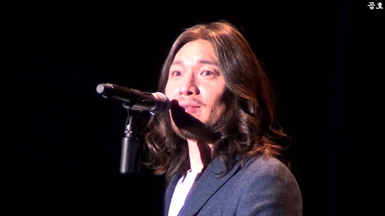 0490f719b08a6bf120afd8b236ef203e7bc2c9e429e8ee81