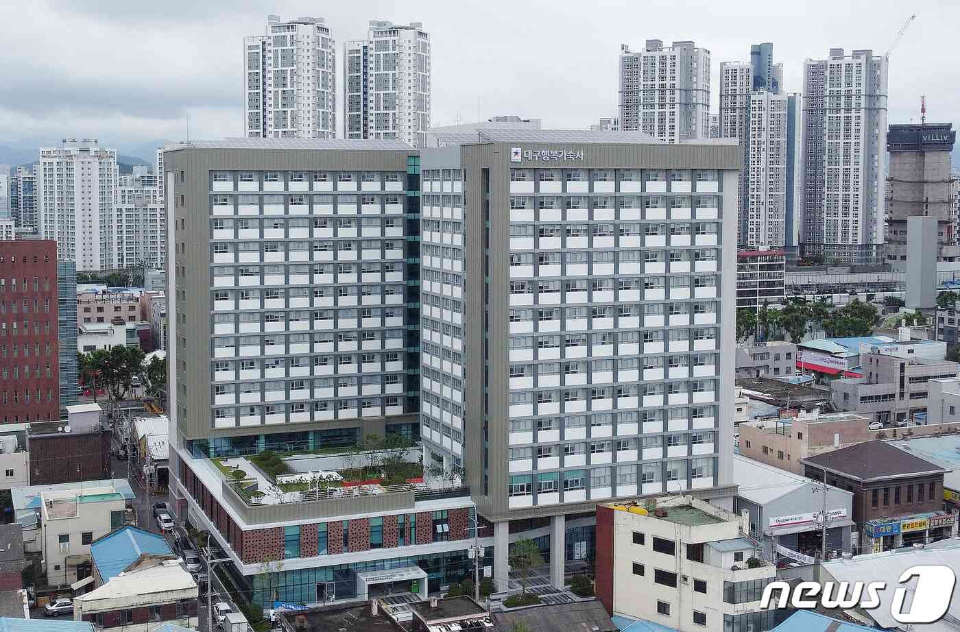 여러 대학 학생들이 입주해 공동으로 거주할 수 있는 대구행복기숙사 전경. /뉴스1 © News1 공정식 기자