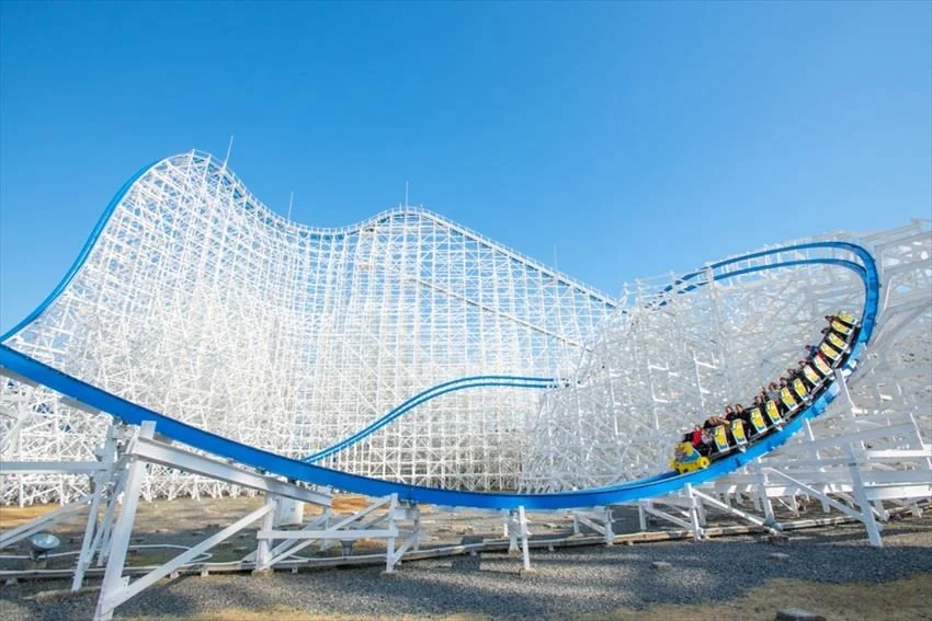 Hakugei: A Whale of a Ride — Coaster Bot