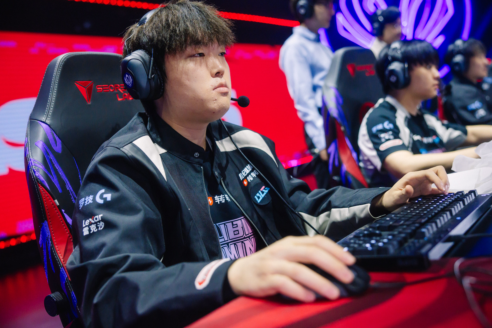 24ec8773b7826afe36ed80fb06df231d61ea428ad32c7826ad5391